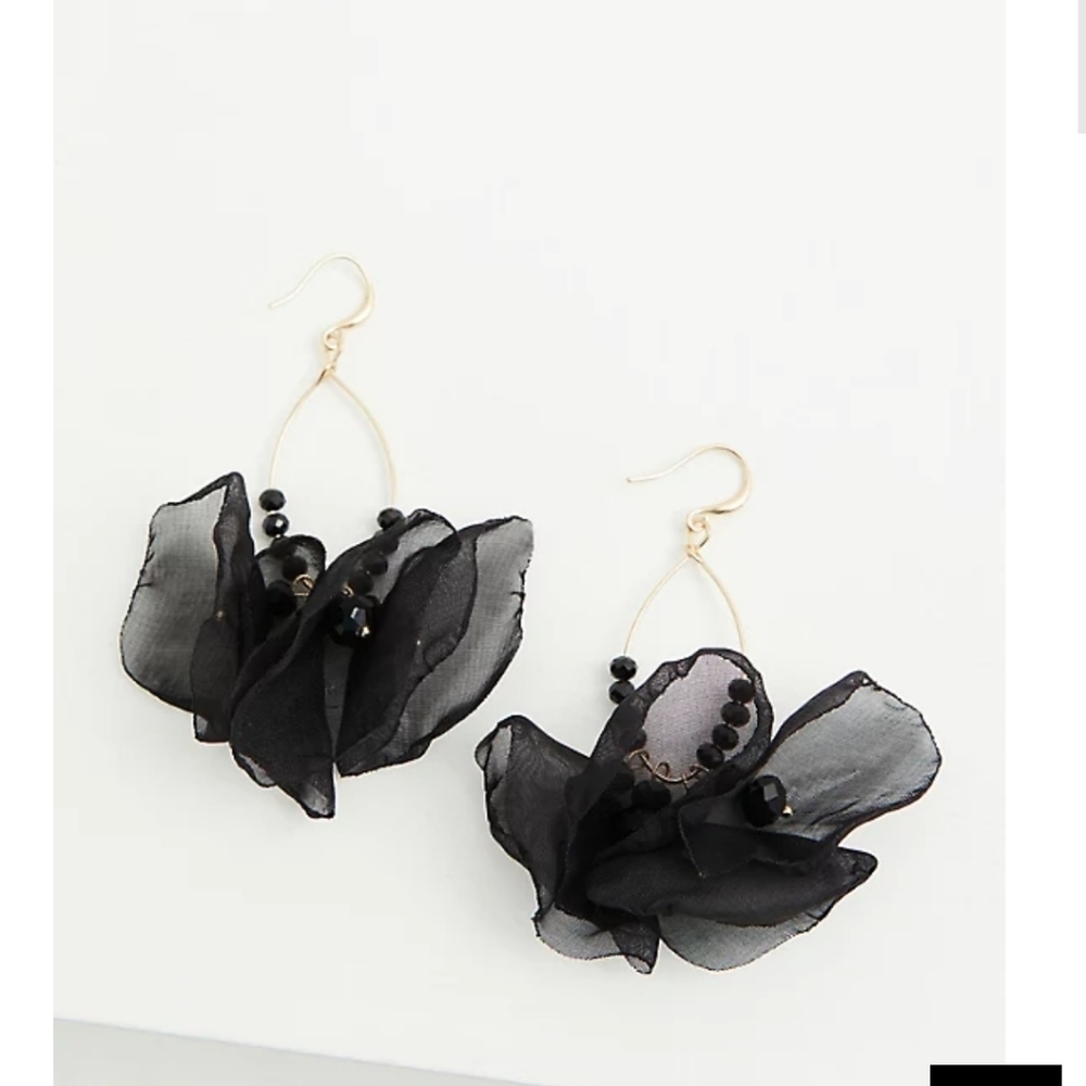 🆕BLACK CHIFFON TEARDROP STATEMENT EARRINGS